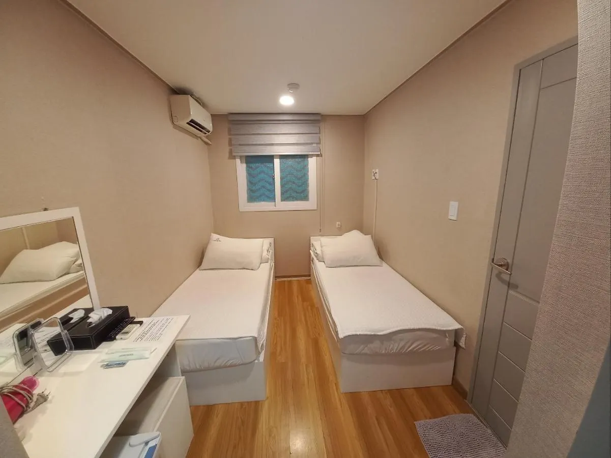 Ohmy Inn Dongdaemun Σεούλ 2*,